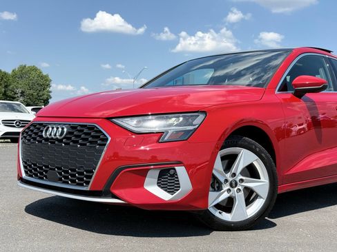 Used 2022 Audi A3 2.0T Premium FWD image 2