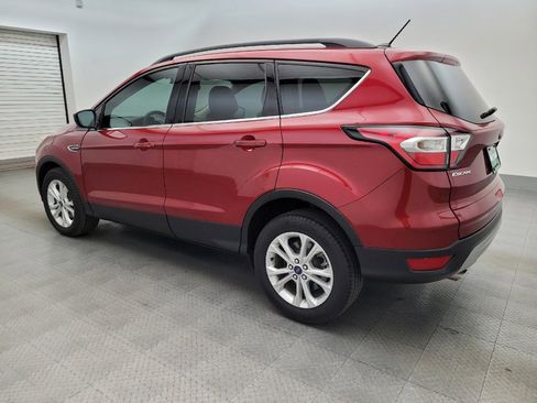 Used 2017 Ford Escape SE w/ Equipment Group 201A FWD image 3