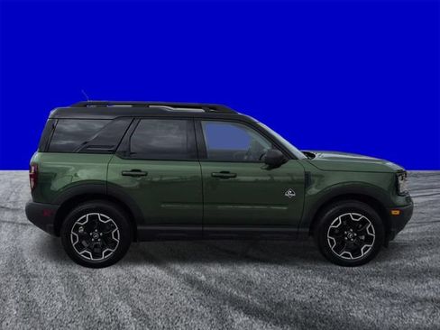 Used 2025 Ford Bronco Sport Outer Banks w/ Outer Banks Tech Package+ AWD/4WD image 3