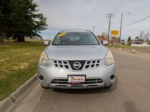 Used 2012 Nissan Rogue SV FWD image 2