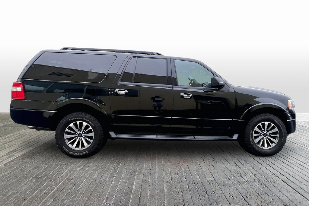 Used 2015 Ford Expedition EL XLT w/ Equipment Group 202A AWD/4WD image 8