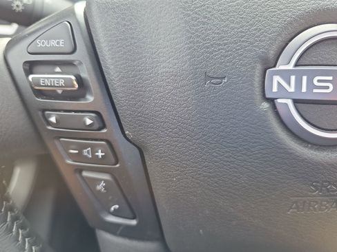 Certified 2025 Nissan Frontier SV w/ SV Convenience Package image 16