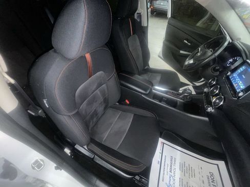 Used 2024 Nissan Sentra SR w/ Trunk Package image 23