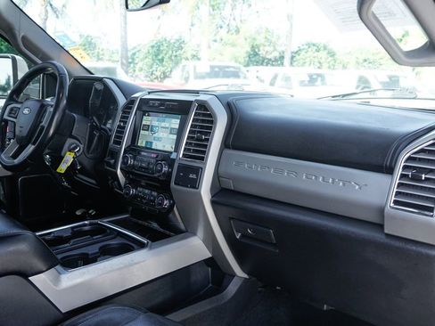 Used 2017 Ford F350 Lariat RWD image 35