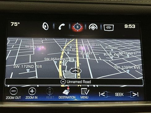 Used 2017 Cadillac XT5 Luxury w/ Driver Awareness Package FWD image 18