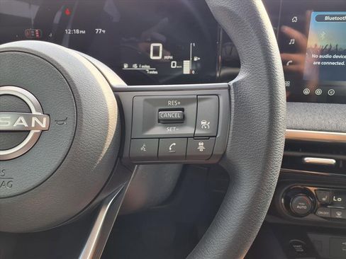 New 2025 Nissan Versa SV w/ Trunk Package image 16