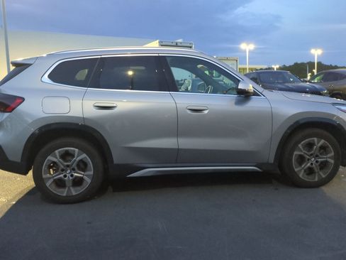 Used 2023 BMW X1 xDrive28i w/ Premium Package AWD/4WD image 11