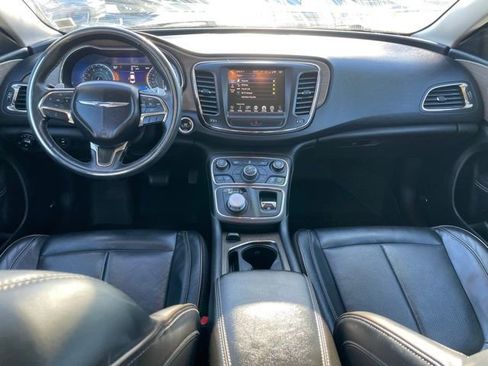 Used 2015 Chrysler 200 C w/ Navigation & Sound Group I image 9