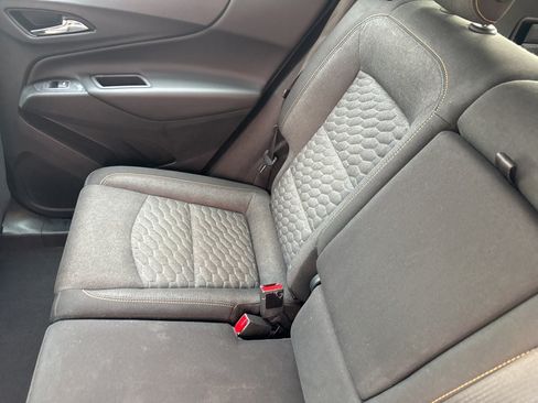 Used 2019 Chevrolet Equinox LT w/ Driver Convenience Package FWD image 19