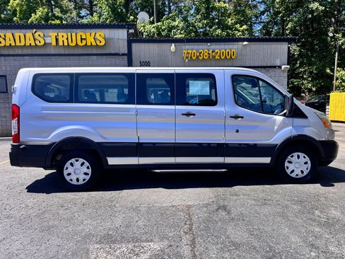 Used 2016 Ford Transit 350 XLT RWD image 8
