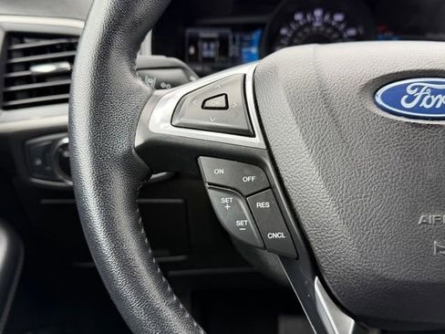 Used 2023 Ford Edge SEL AWD/4WD image 33