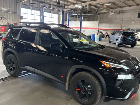 Used 2026 Nissan Rogue Rock Creek image 9