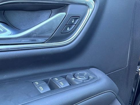 Used 2023 Chevrolet Suburban LS image 5