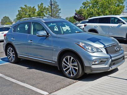 Used 2016 INFINITI QX50 AWD w/ Deluxe Touring Package