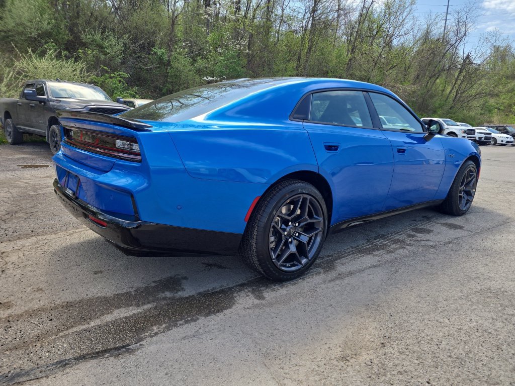 New 2026 Dodge Charger R/T AWD/4WD image 4