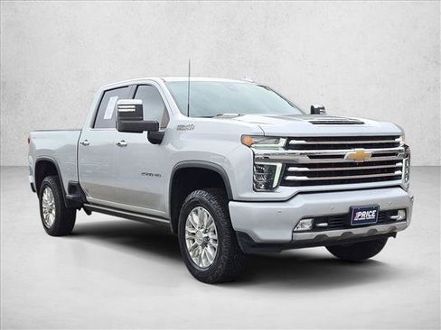 Used 2021 Chevrolet Silverado 2500 High Country w/ Z71 Off-Road Package AWD/4WD image 3