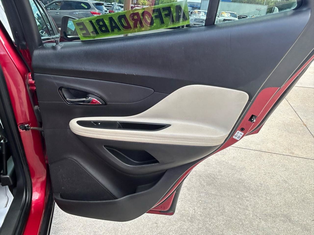 Used 2020 Buick Encore Preferred w/ Safety Package FWD image 17