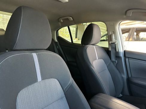 Used 2024 Nissan Sentra SV FWD image 18