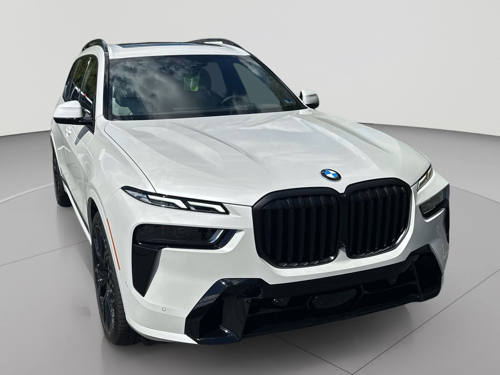 New 2027 BMW X7 xDrive40i w/ M Sport Package AWD/4WD image 3