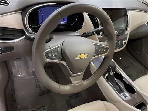 Used 2024 Chevrolet Malibu LT image 29