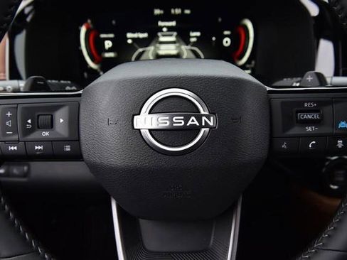 New 2026 Nissan Pathfinder Platinum image 23