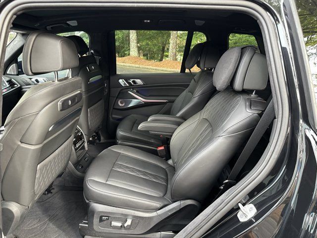Used 2024 BMW ALPINA XB7 AWD/4WD image 23