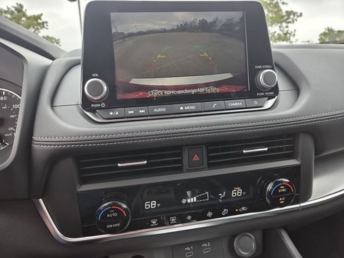 New 2026 Nissan Rogue SV image 7