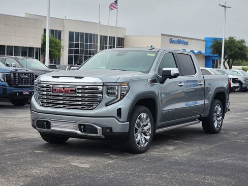 New 2026 GMC Sierra 1500 Denali image 7