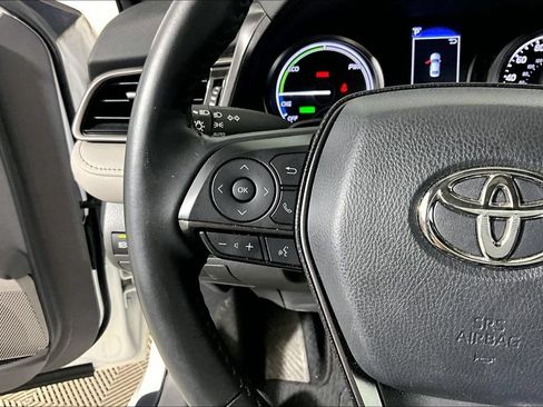 Used 2024 Toyota Camry SE FWD image 14