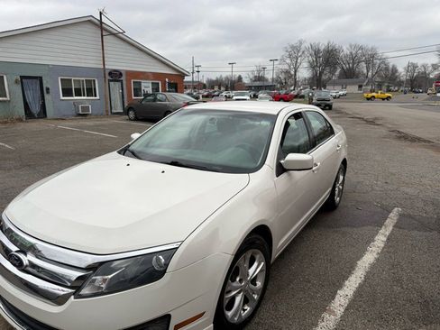 Used 2012 Ford Fusion SE image 3