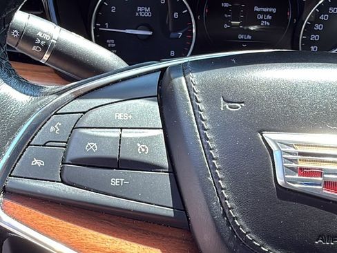 Used 2019 Cadillac XT5 Platinum AWD/4WD image 33