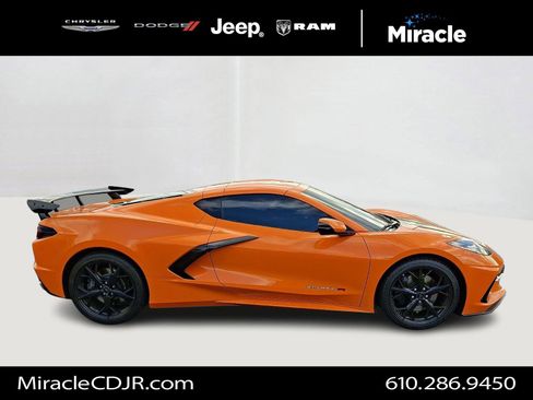 Used 2023 Chevrolet Corvette Stingray Coupe w/ Z51 Performance Package image 7
