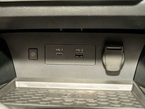 New 2025 Nissan Altima 2.5 SR image 16