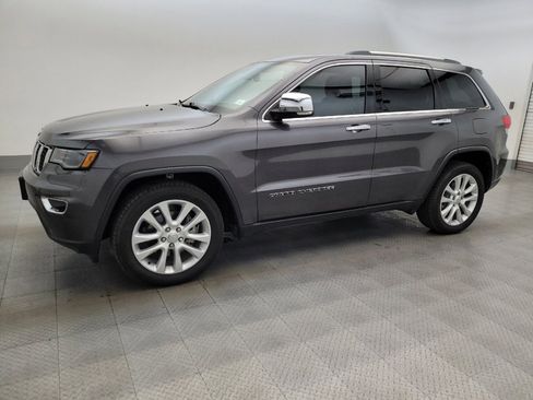 Used 2017 Jeep Grand Cherokee Limited w/ Luxury Group II RWD image 2