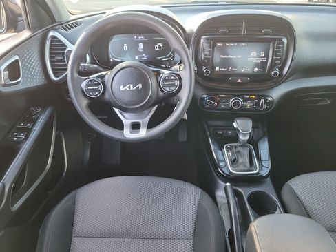 Used 2024 Kia Soul LX w/ Option Group 015 image 6