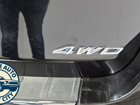 Used 2021 Ford Explorer Limited AWD/4WD image 34