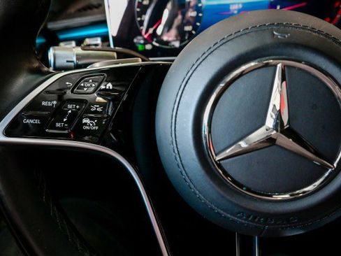 Used 2023 Mercedes-Benz S 580 4MATIC Sedan image 34