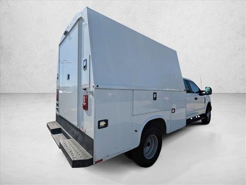 Used 2021 Ford F350 XL w/ Power Equipment Group image 5