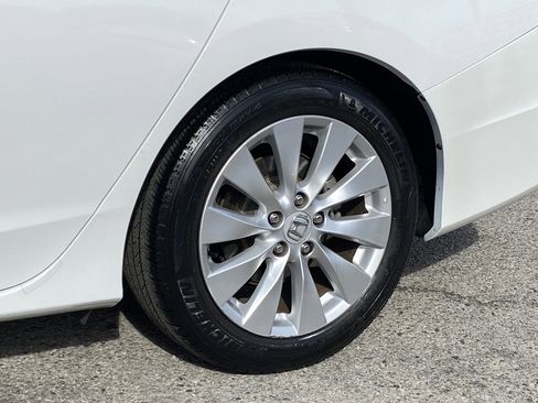 Used 2015 Honda Accord EX-L image 25
