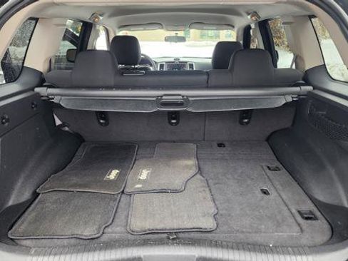 Used 2009 Jeep Grand Cherokee Laredo image 20