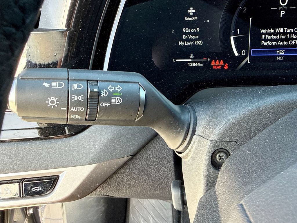 Certified 2025 Lexus RX 350 FWD w/ Technology Package image 28