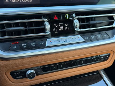 Used 2022 BMW 330i Sedan image 22