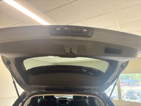 Used 2022 Chevrolet TrailBlazer LT w/ Convenience Package FWD image 10