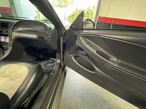 Used 2001 Ford Mustang Cobra image 20