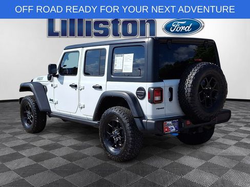 Used 2024 Jeep Wrangler Unlimited AWD/4WD image 6