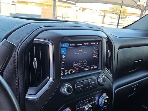 Used 2021 GMC Sierra 2500 AT4 w/ AT4 Premium Plus Package image 21