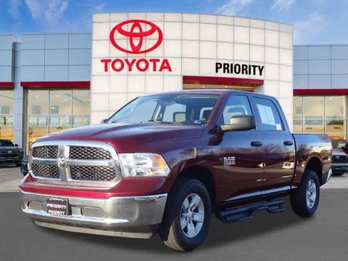 Used 2022 RAM 1500 Classic SLT image 1