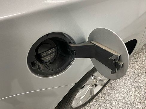 Used 2019 Chevrolet Impala LT image 14