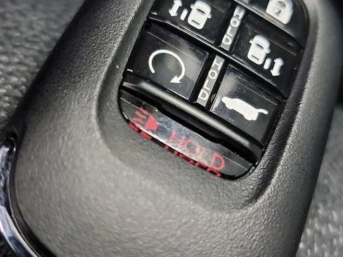 Used 2025 Honda Odyssey EX-L image 32