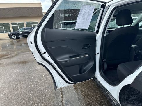 Used 2025 Hyundai Kona SEL AWD/4WD image 20
